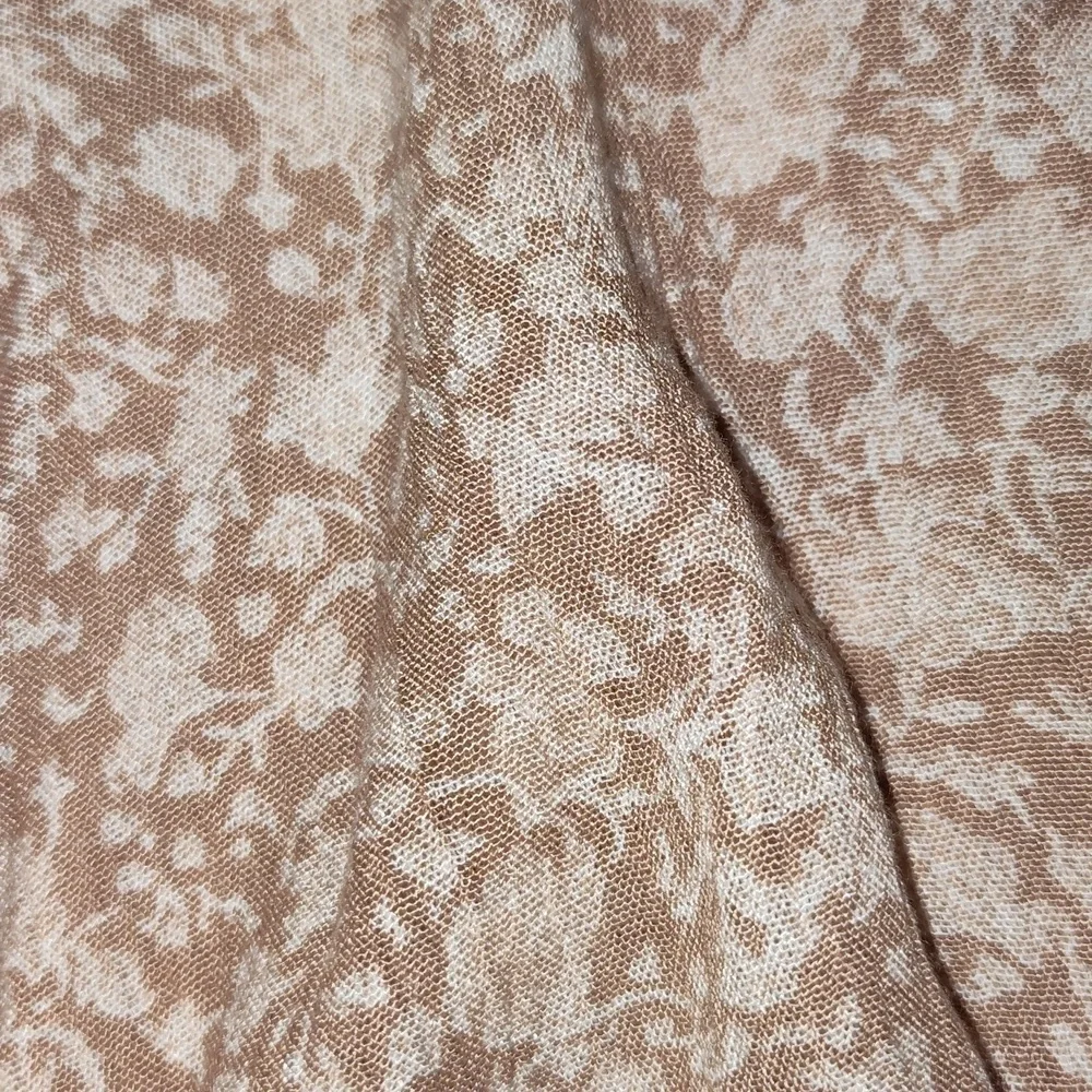 Anthropologie Sadie & Sage long Bell sleeves v-neck floral pattern size small